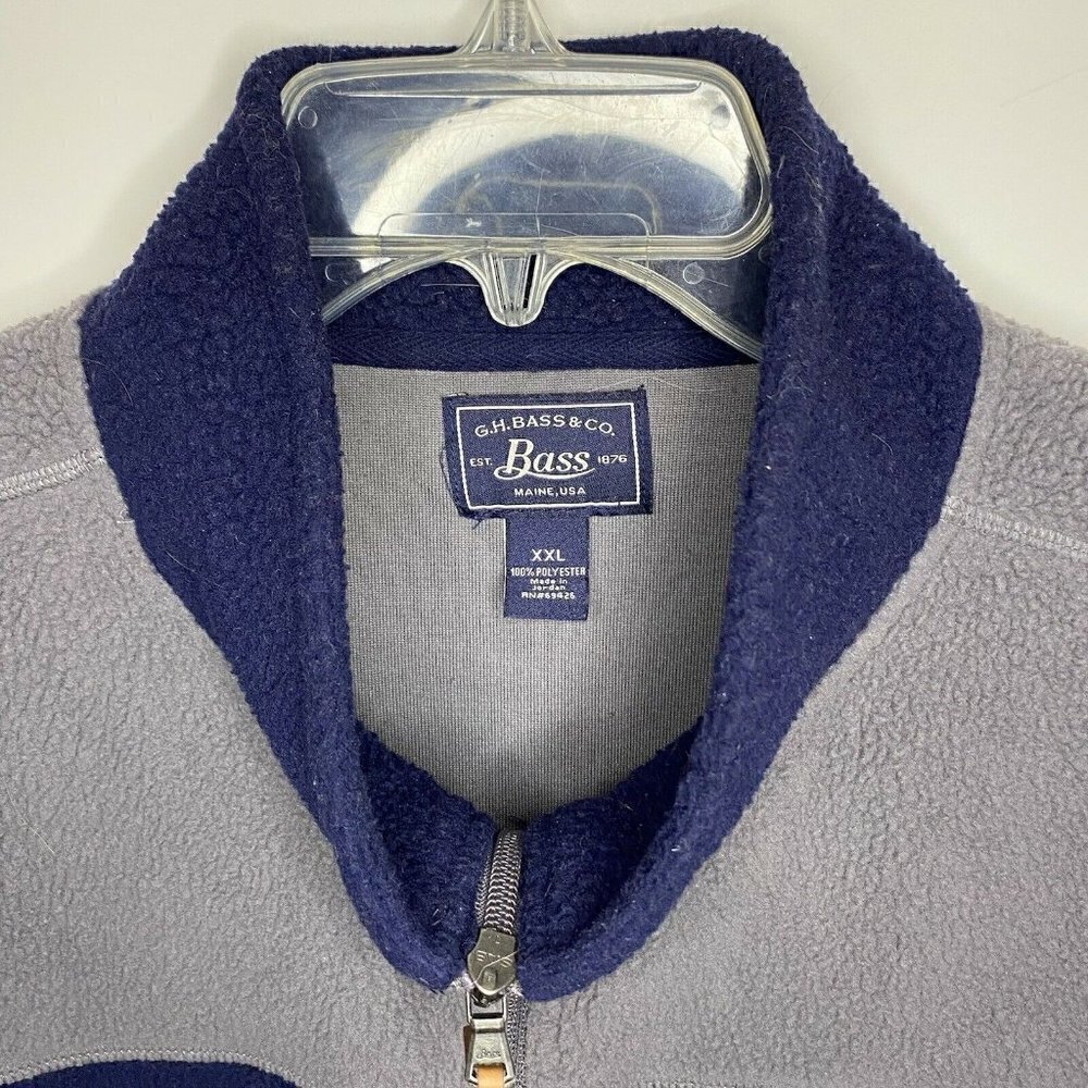 GH Bass & Co Men’s Sz XXL Full Zip Navy Gray Fleece Vest Multi Pockets - Picture 2 of 5